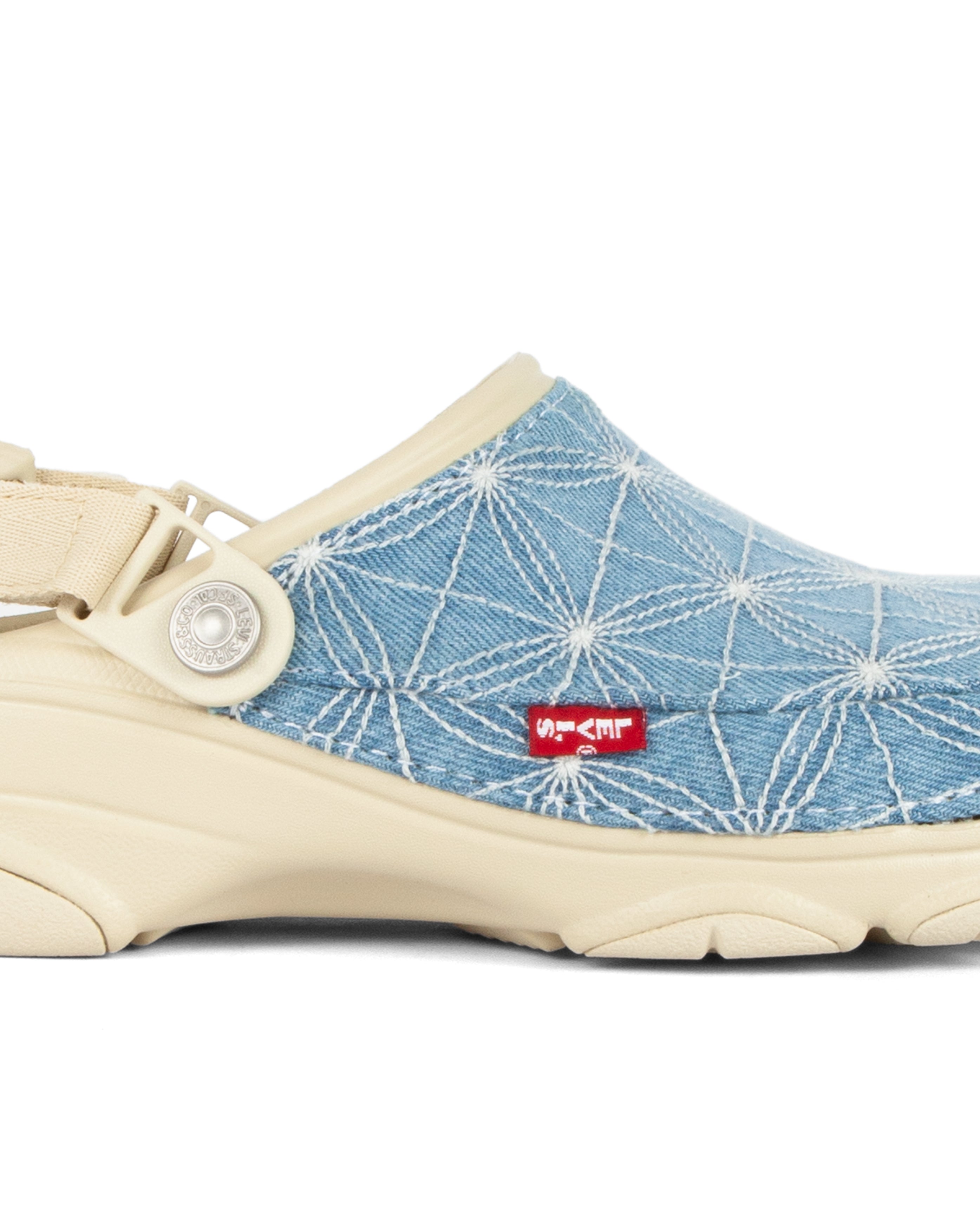 X Lévi's All Terrain Clog Bone