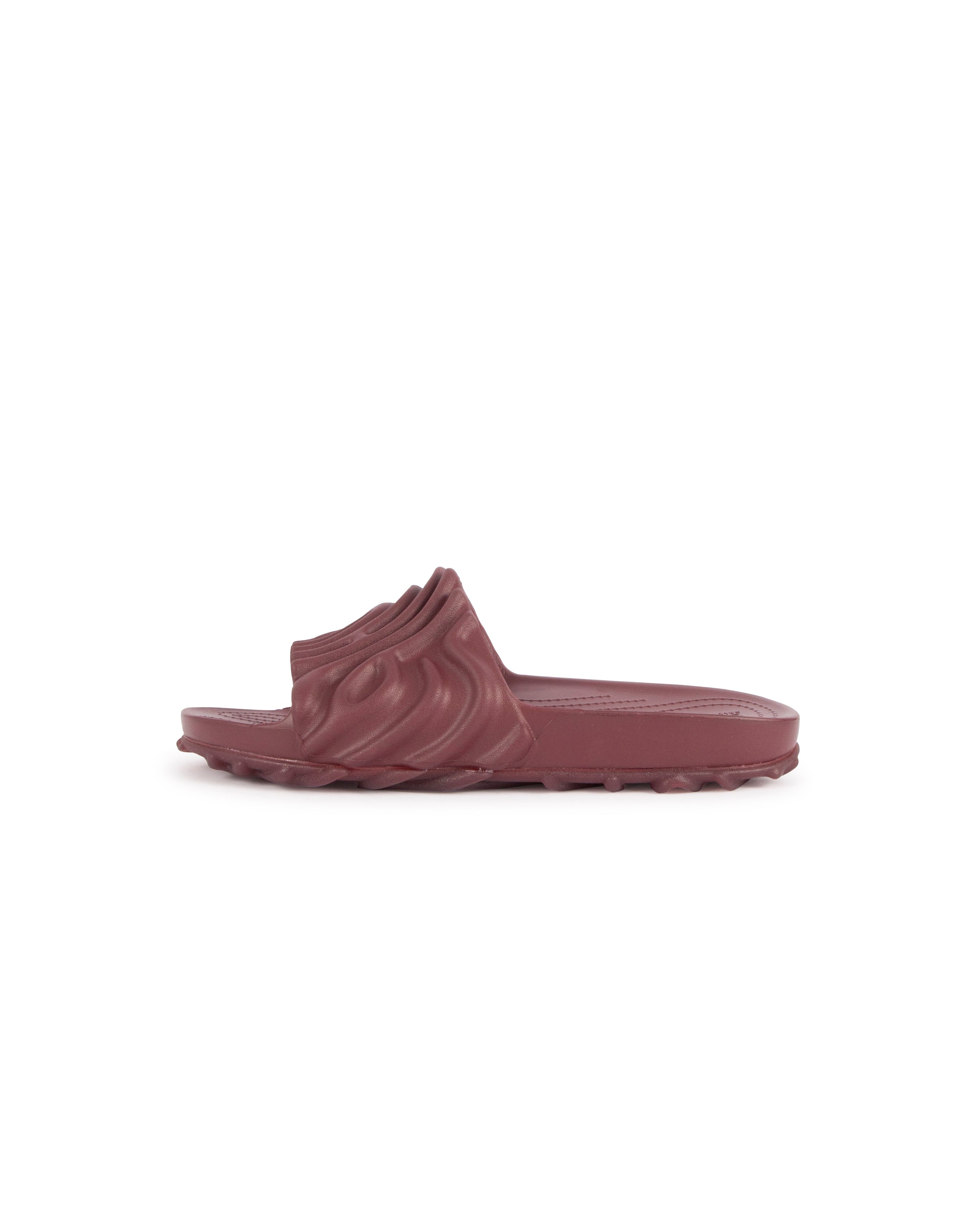X Salehe Bembury X The Pollex Slide Huckle
