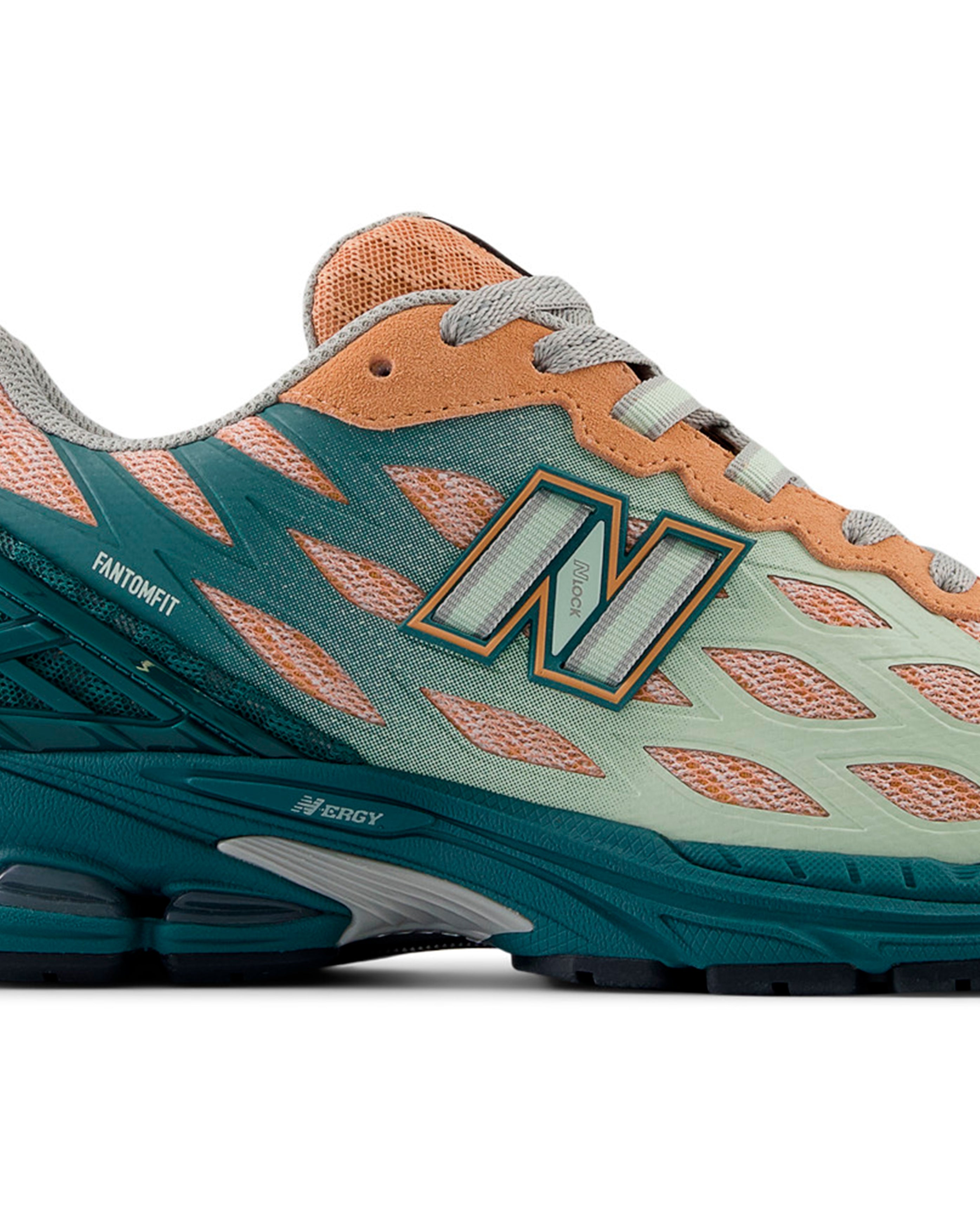 New Balance-1906W New Spruce Light Sparrow-Starcowparis