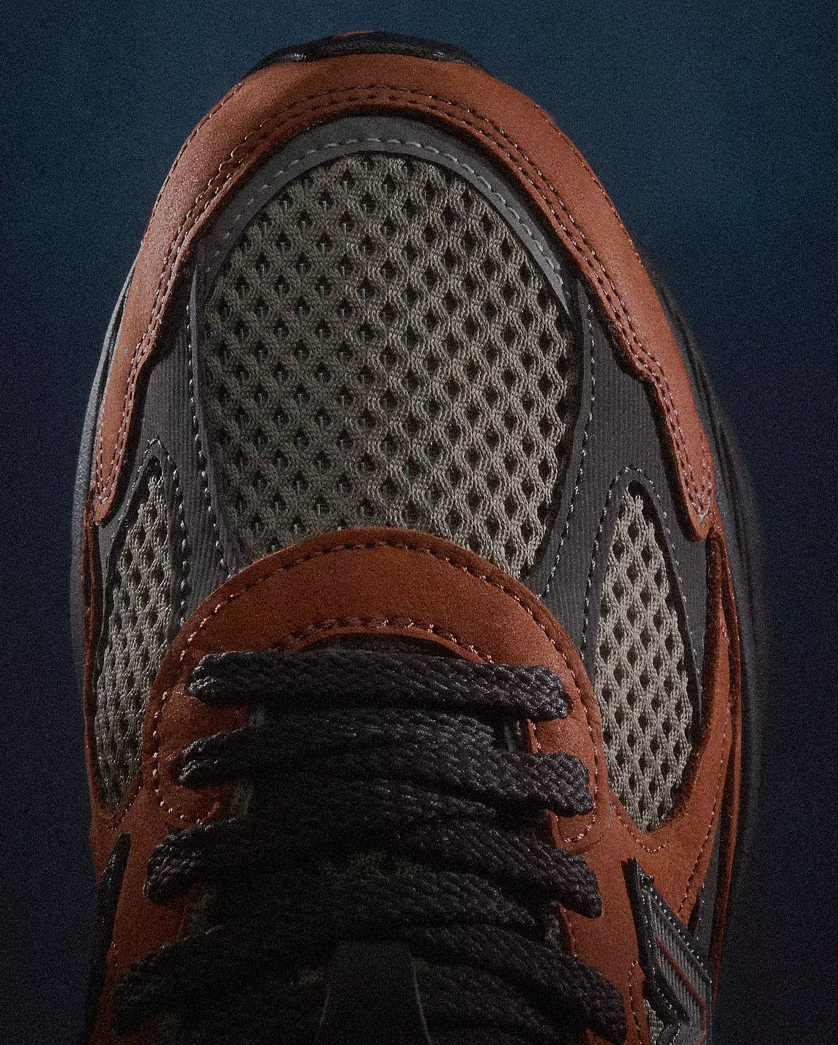 New Balance-U2010 Pecan Brown Castlerock-Starcowparis