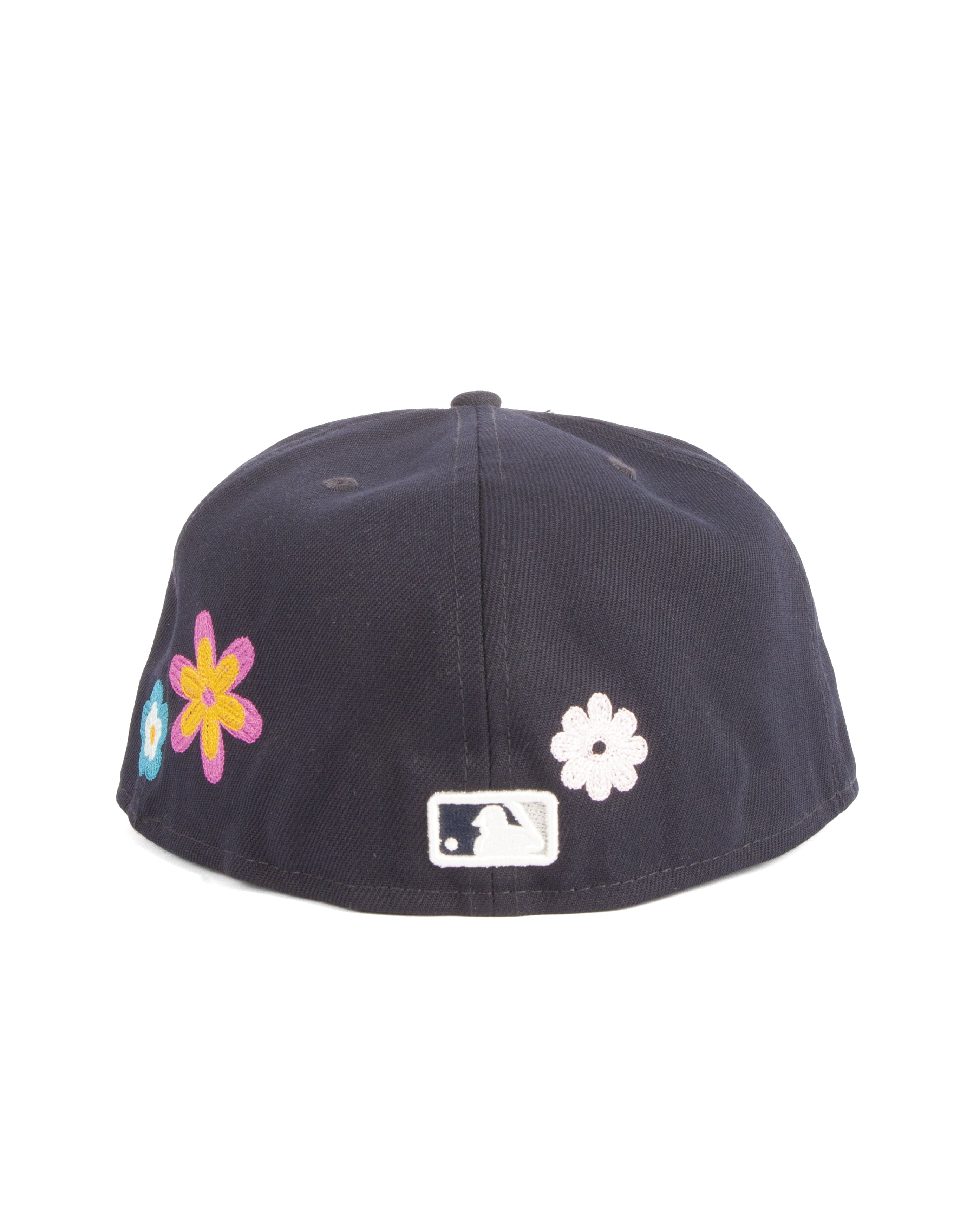 5950 New York Yankees Floral