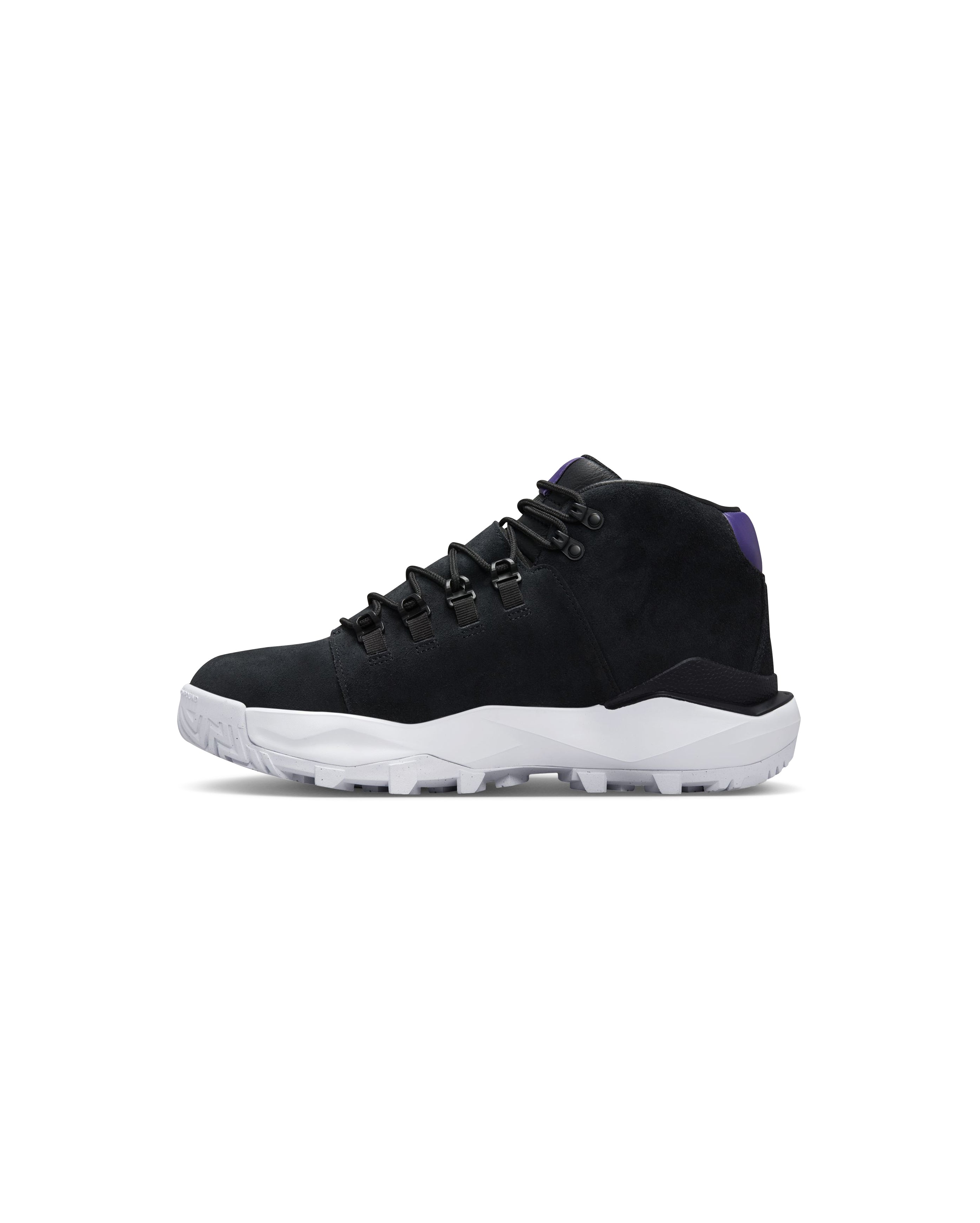 Nike-Cygnal Black-Starcowparis