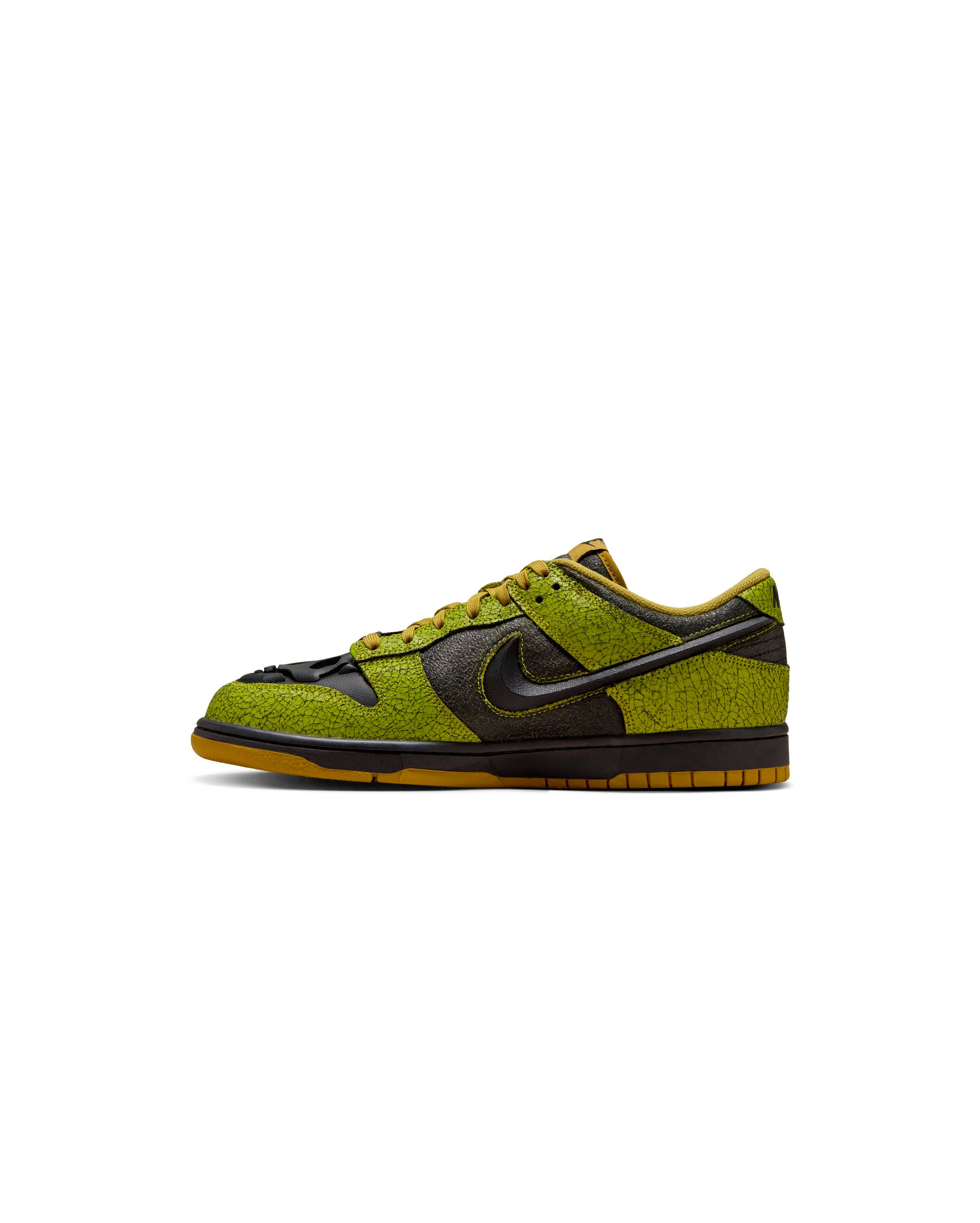Nike-Dunk Low Retro QS Halloween Skull-Starcowparis