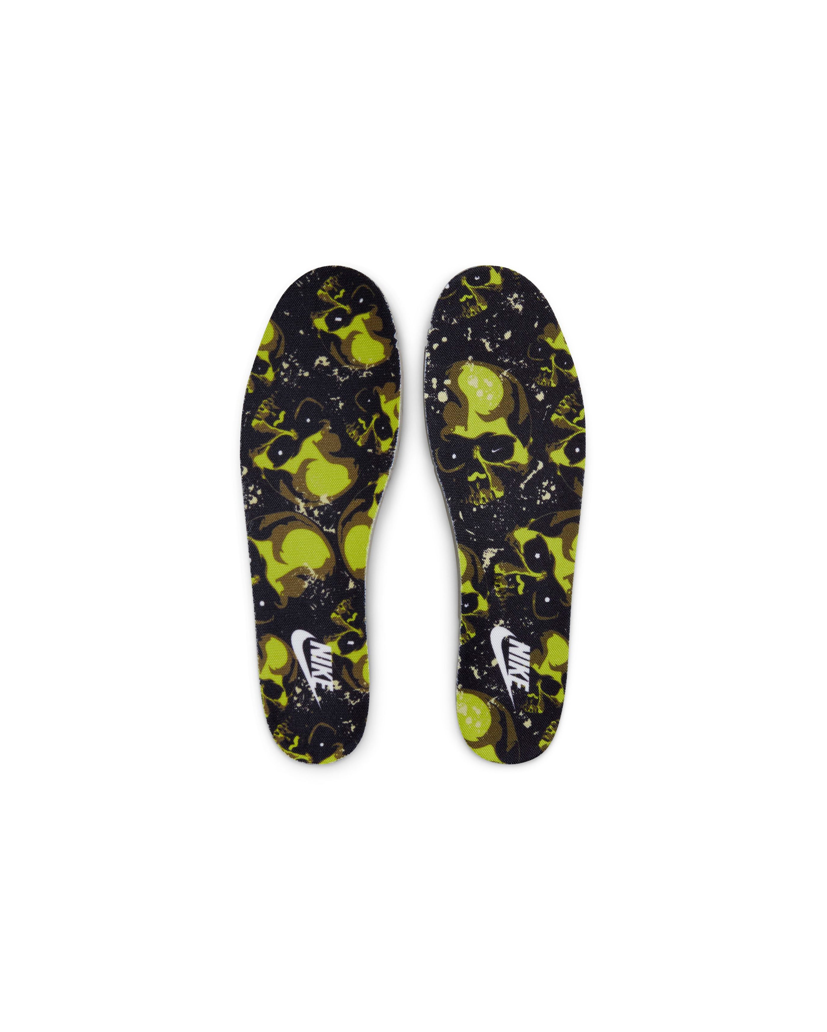 Nike-Dunk Low Retro QS Halloween Skull-Starcowparis
