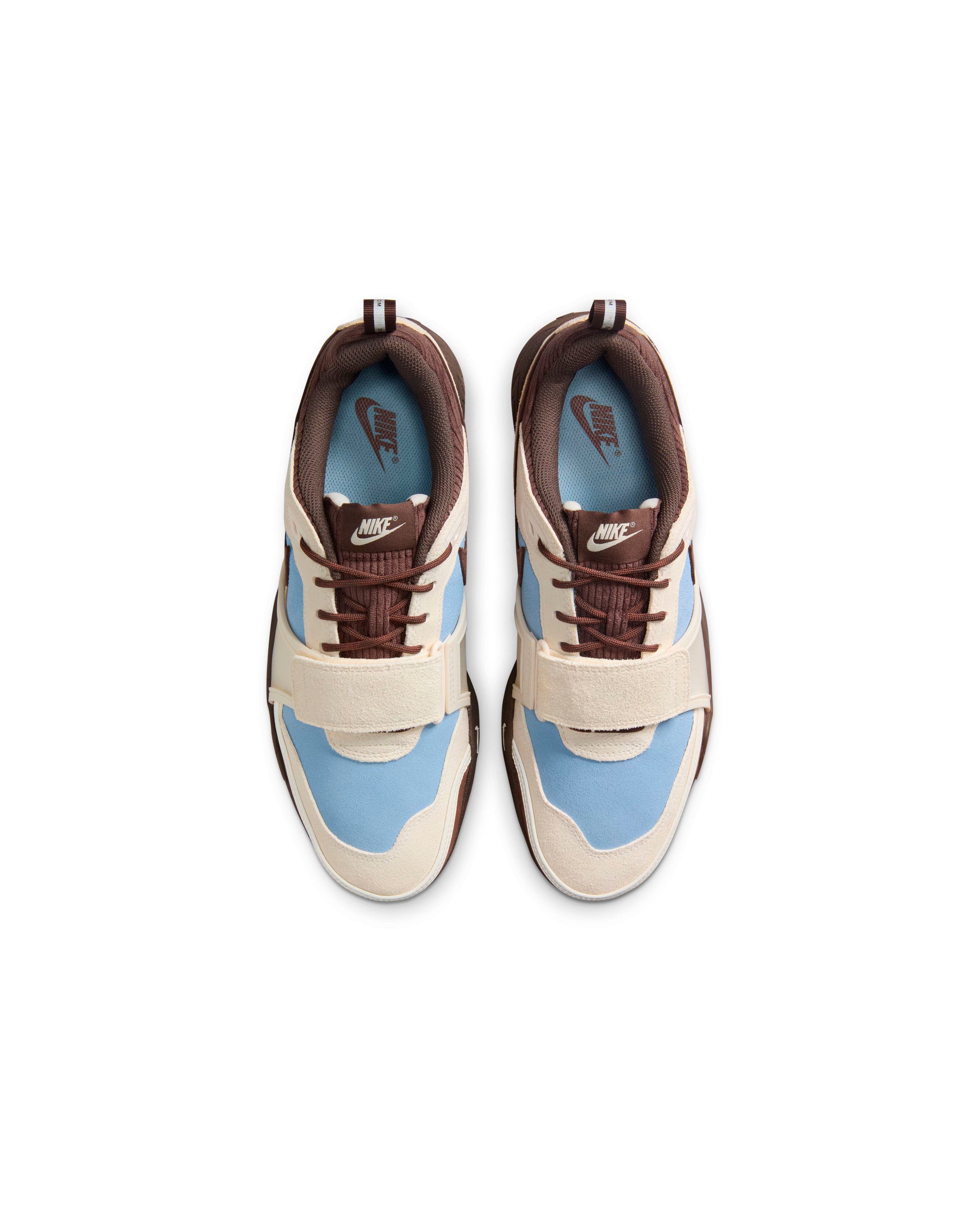 Travis Scott Zoom Field Jaxx Leche Blue
