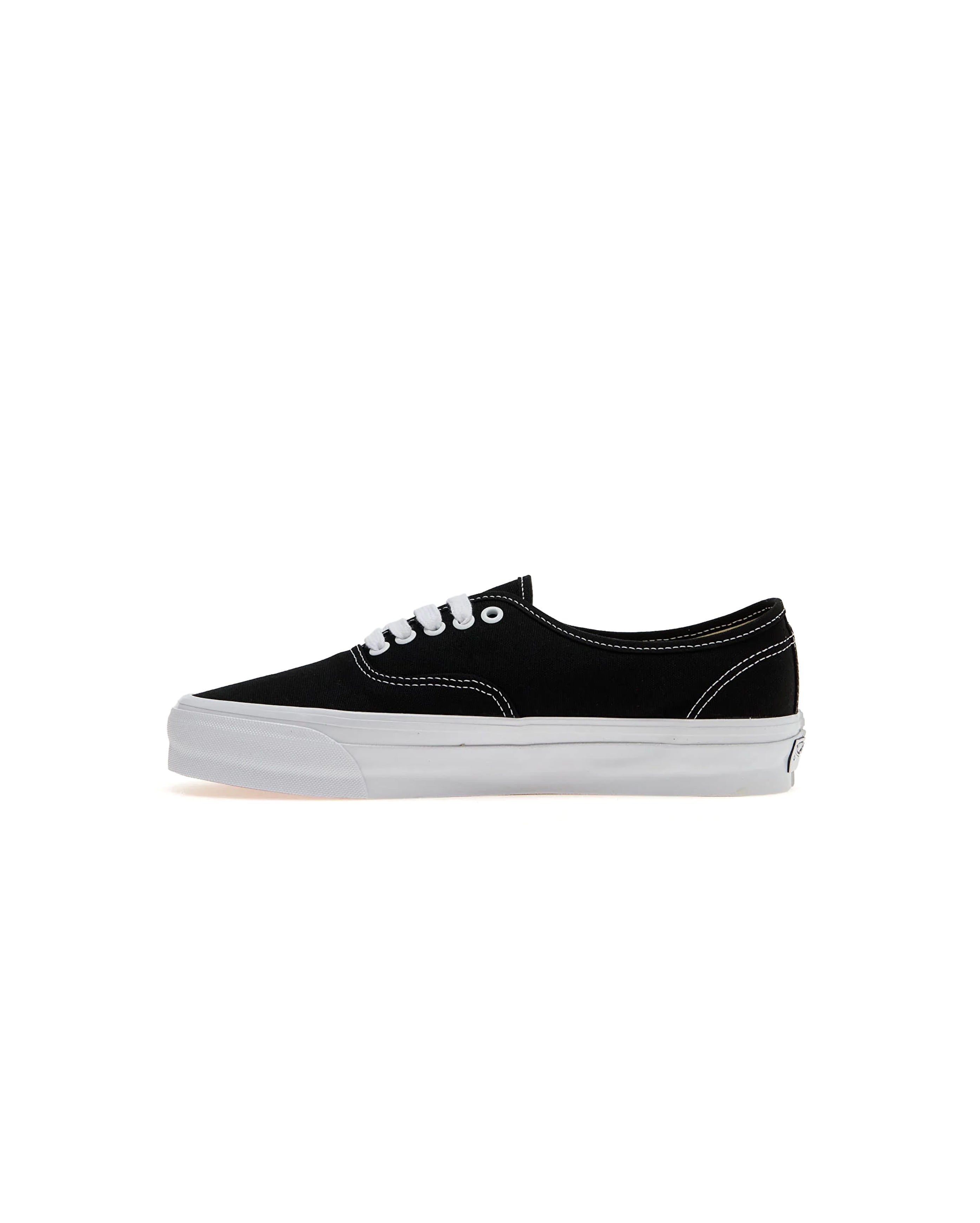 LX Authentic 44 Black