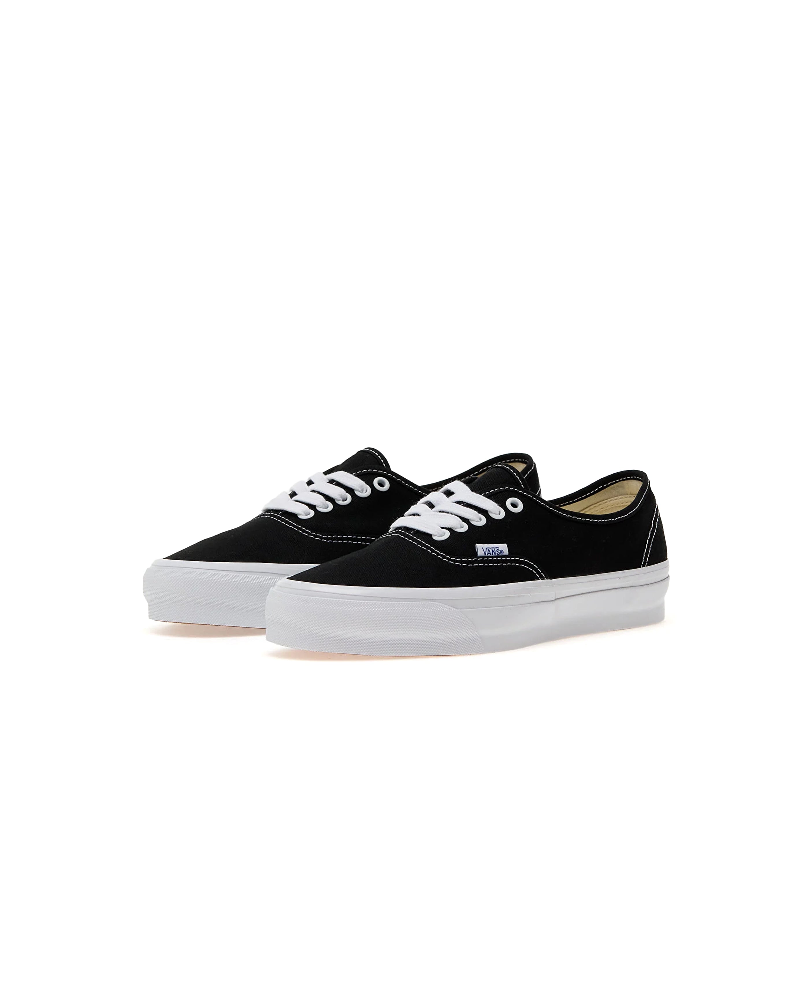 LX Authentic 44 Black