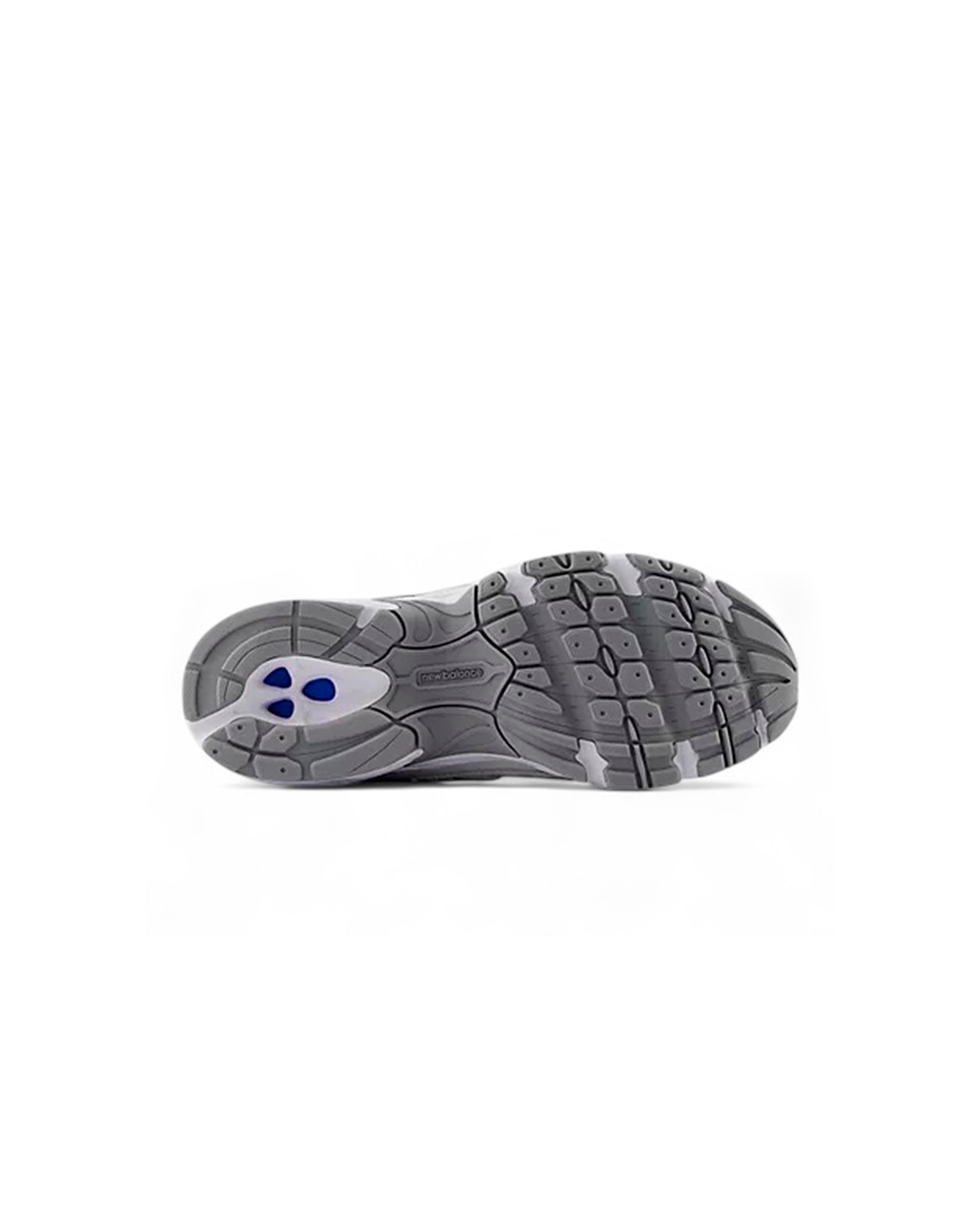 740v2 Grey Reflection Slate Grey