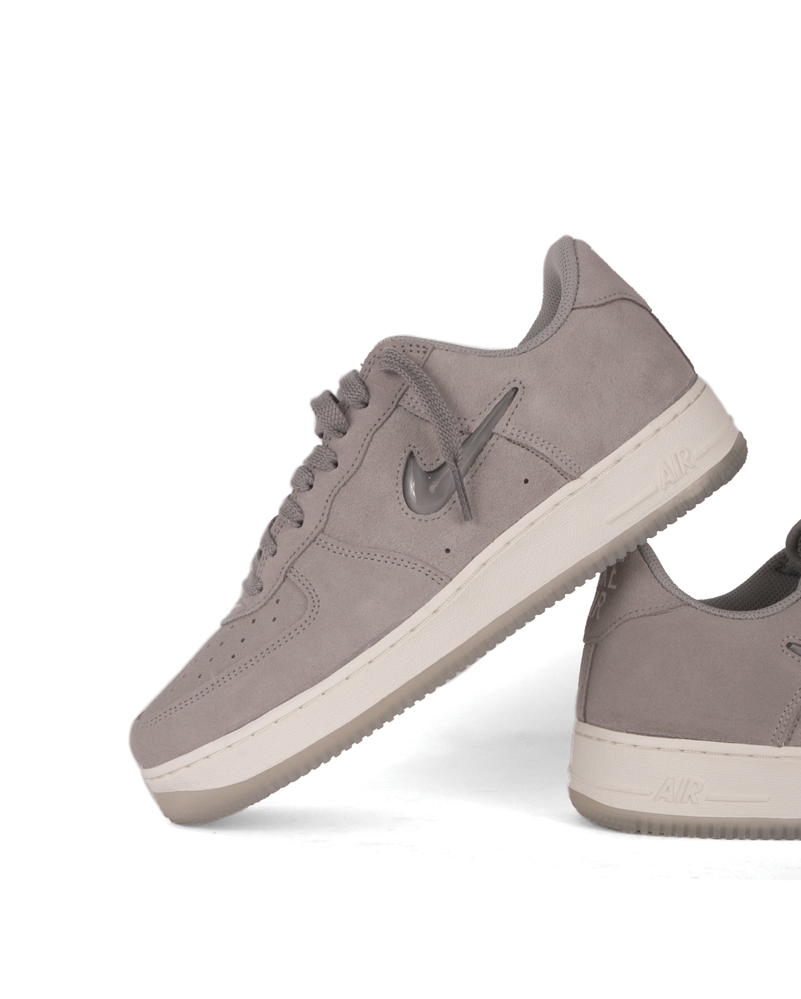 Air Force 1 Low Retro COTM Lt Smoke Grey OUTLET