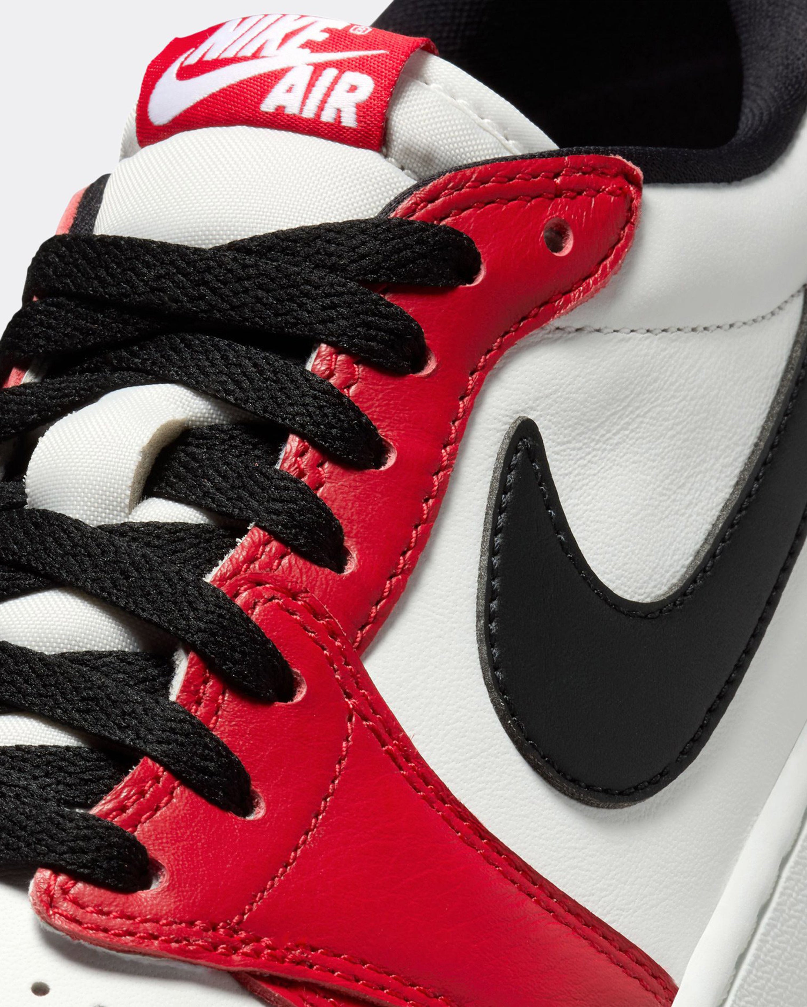 Air Jordan 1 Low OG Chicago 2025 - Starcowparis - 4