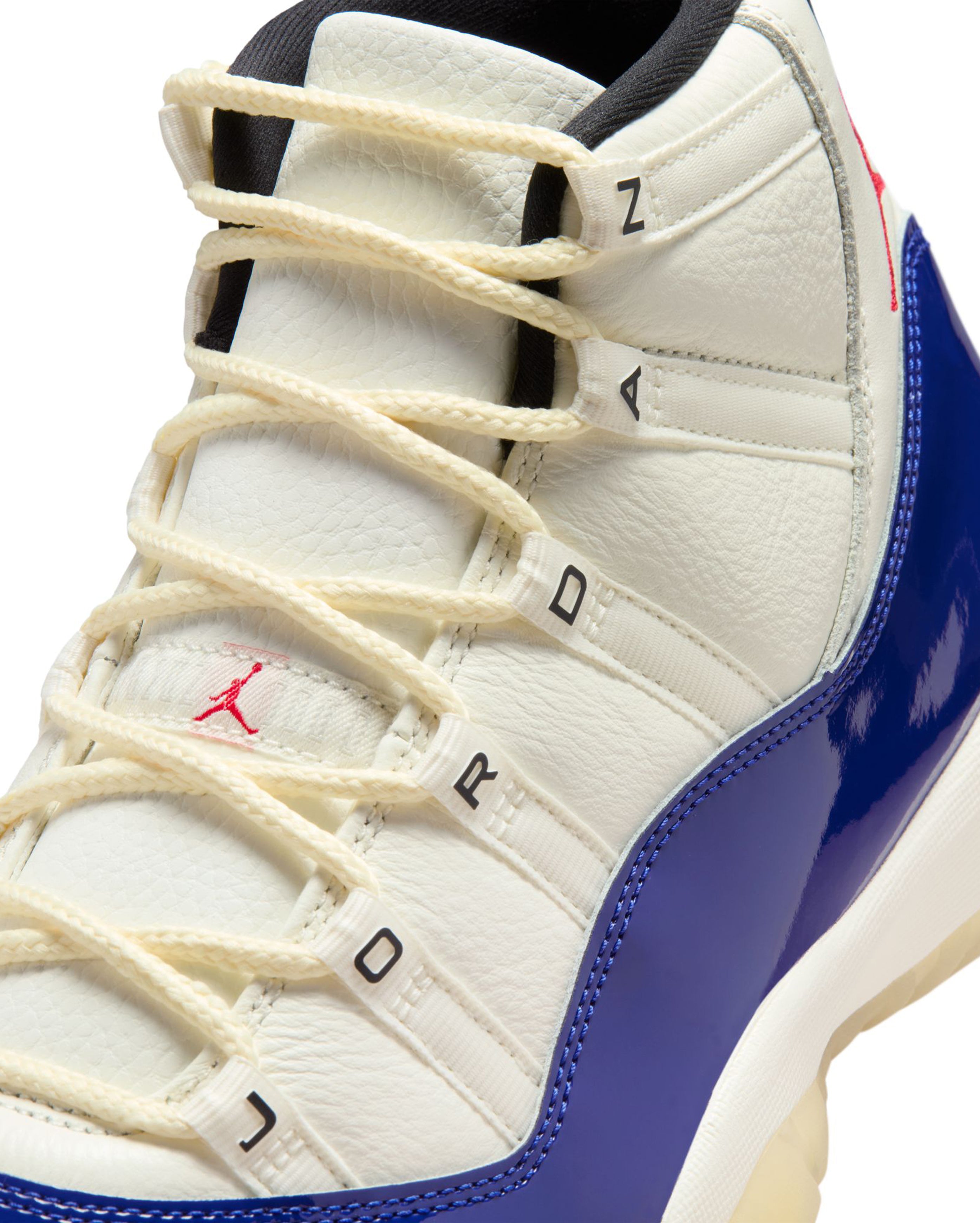 Air Jordan 11 Retro Rare Air - Starcowparis - 4