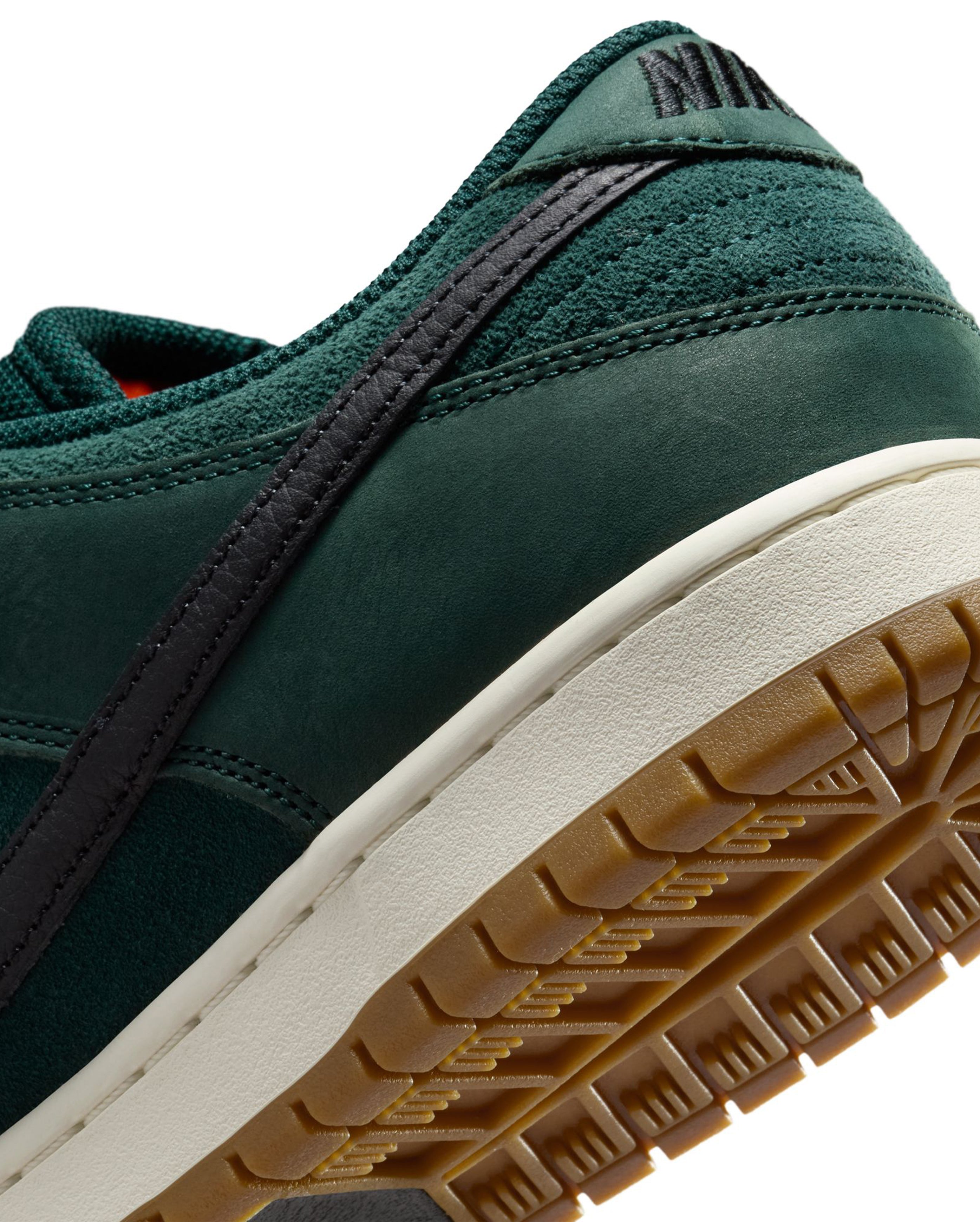 SB Dunk Low Pro Deep Fir - Starcowparis - 5