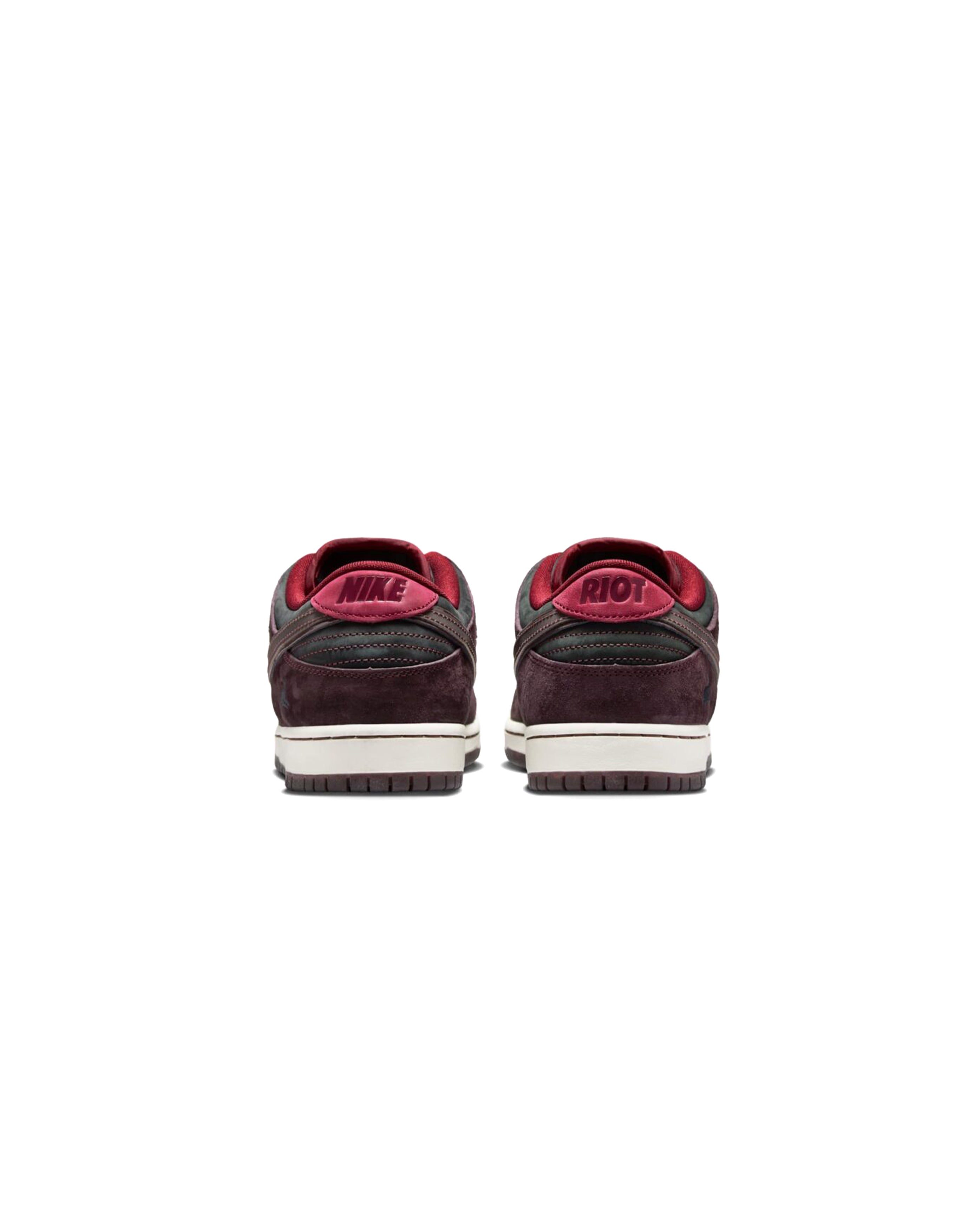 x Riot Skateshop Dunk Low - Starcowparis - 7