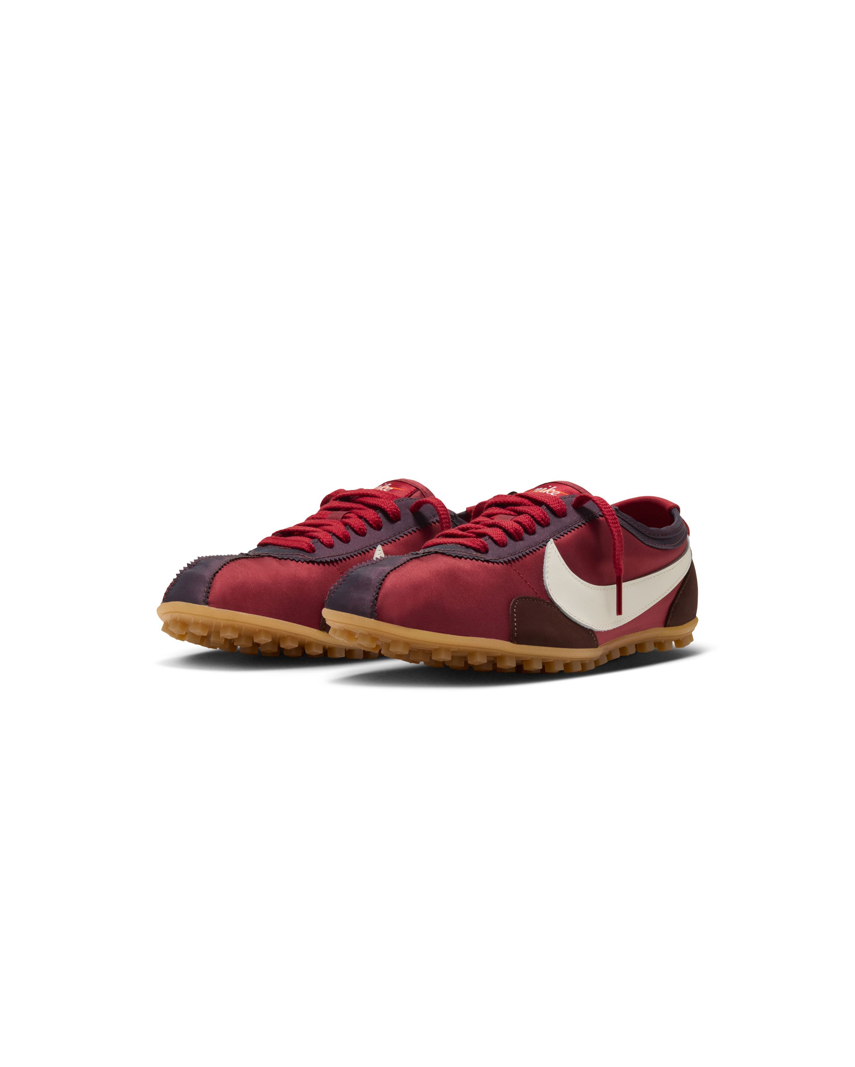 W Moon Shoe ESS Mystic Dates Tough Red - Starcowparis - 2