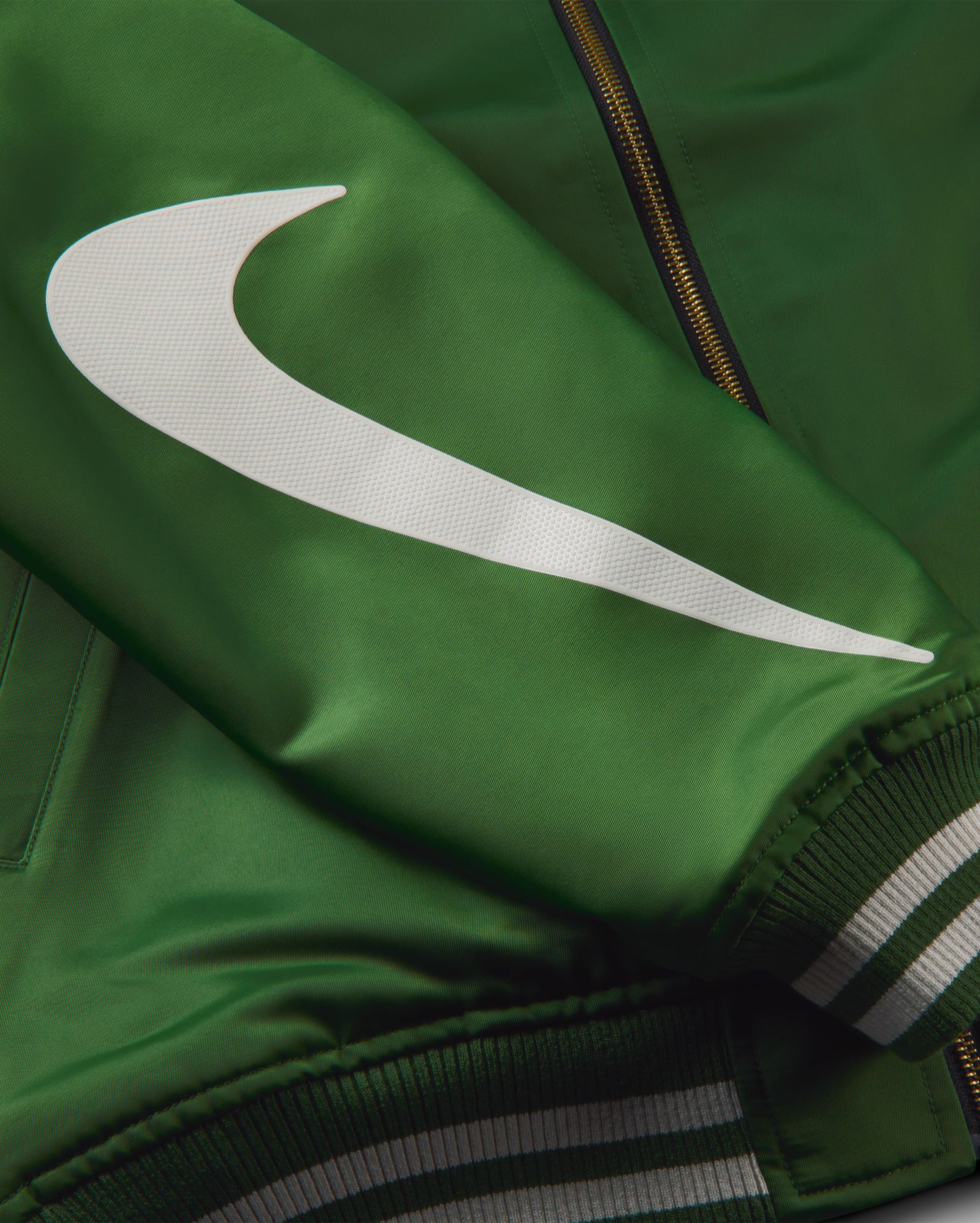 x NIGO Coach Jacket Forest Green Black - Starcowparis - 4