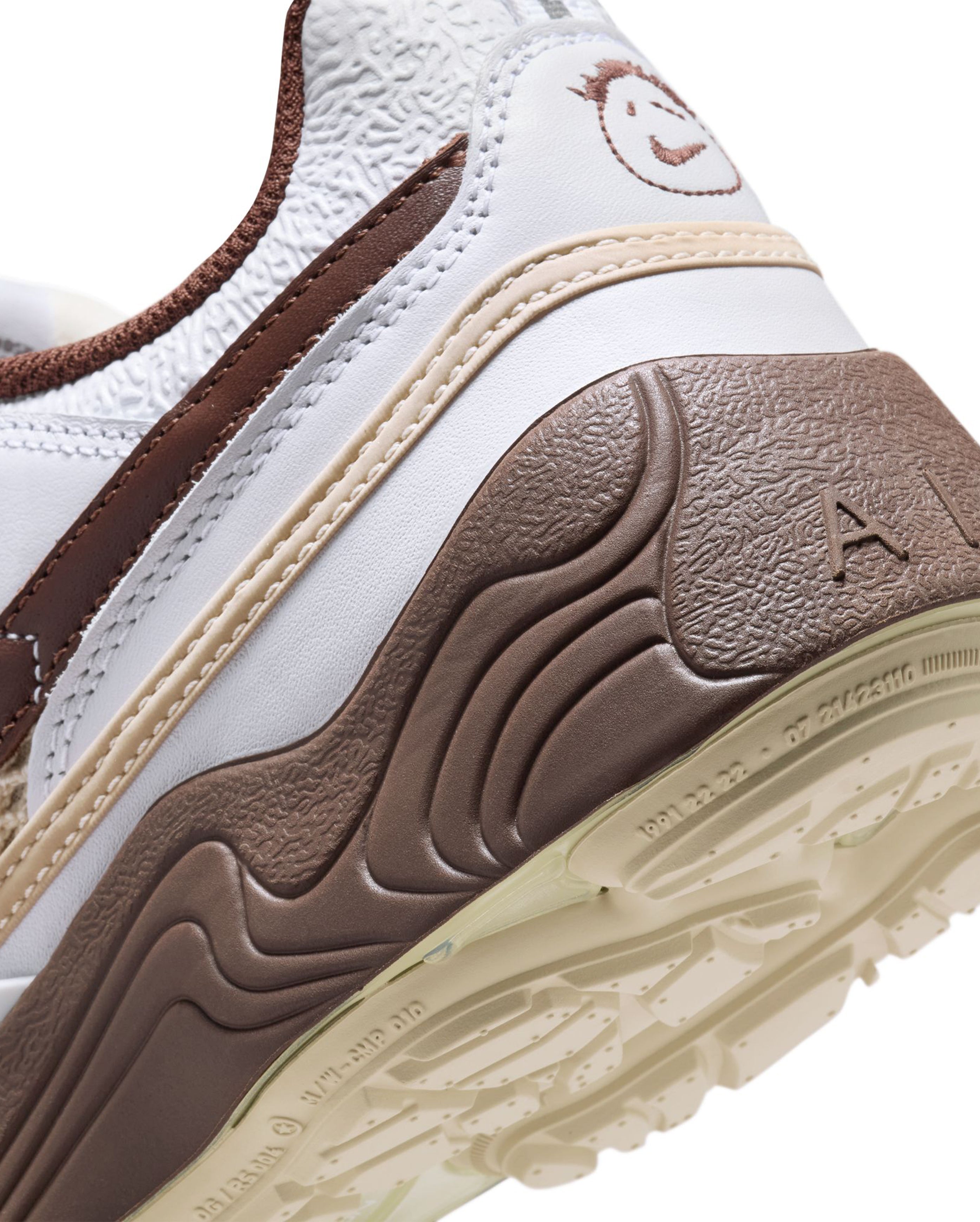 x Travis Scott Zoom Field Jaxx White Light Chocolate - Starcowparis - 5