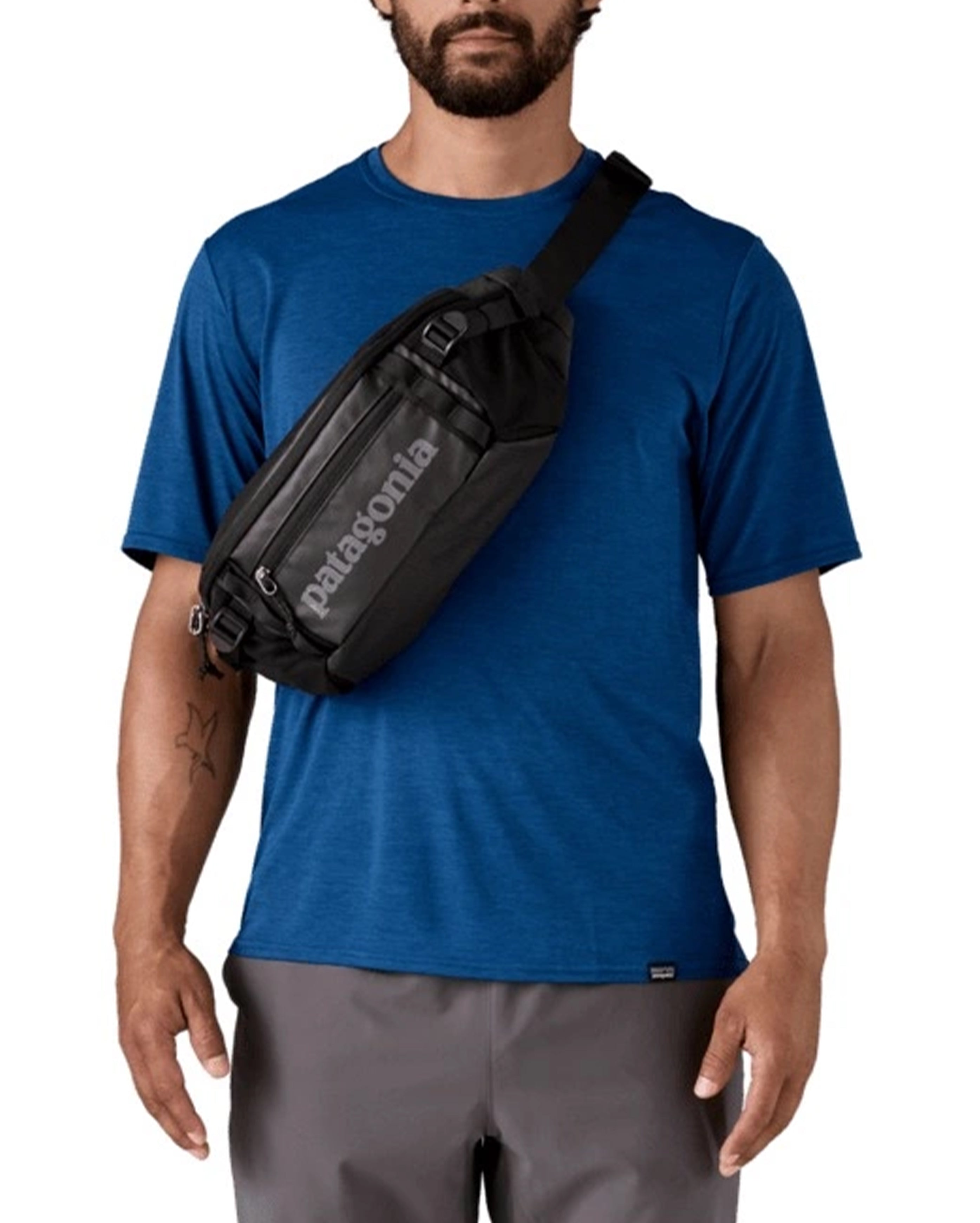 Patagonia Black Hole Waist Pack 5L Black w Black - 49282-BOB-ALL - Starcow Paris Patagonia Black Hole Waist Pack 5L Black w Black - 49282-BOB-ALL - Starcow Paris