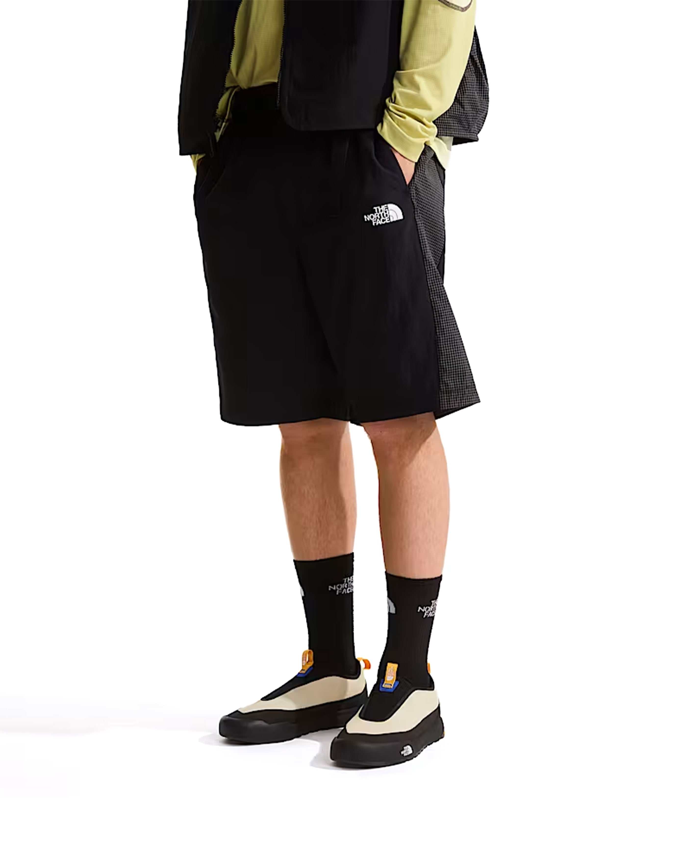 U NSE Belted Short TNF Black - Starcowparis - 2