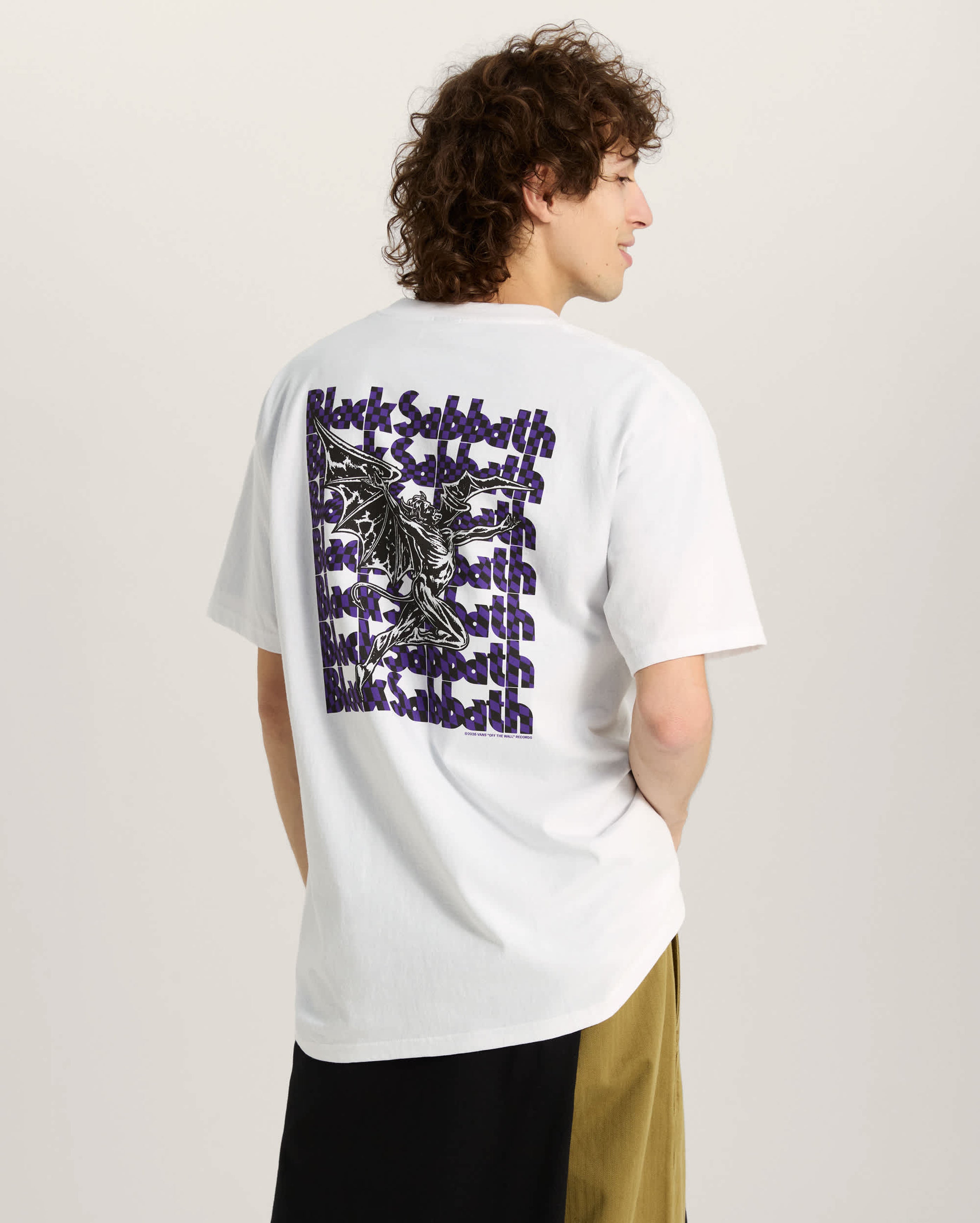 Vans Black Sabbath T-Shirt White, porté, Starcow Paris - Starcowparis - 2