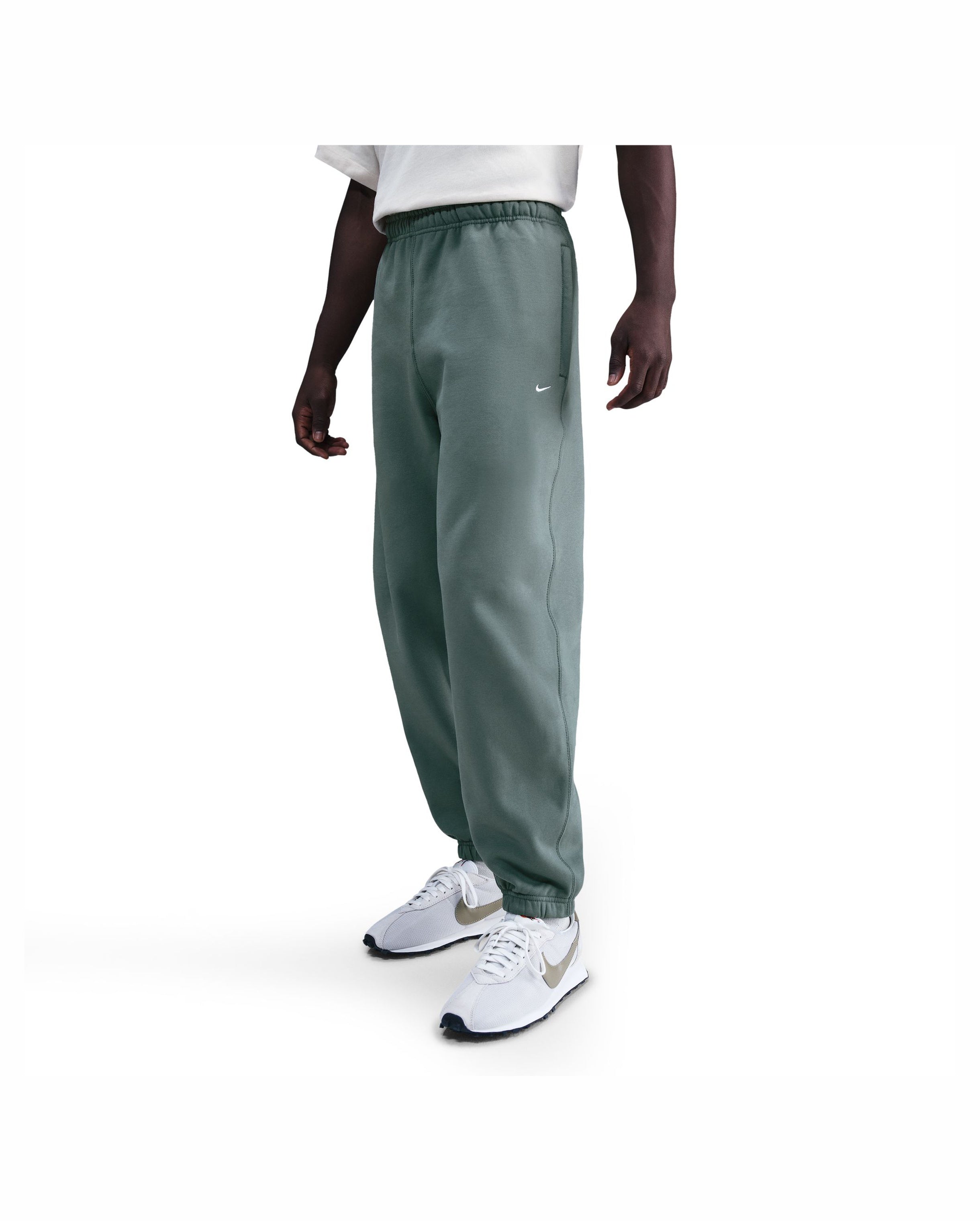 Solo Swoosh Men's Cuffed Fleece Trousers Clay Green - Starcowparis - 3