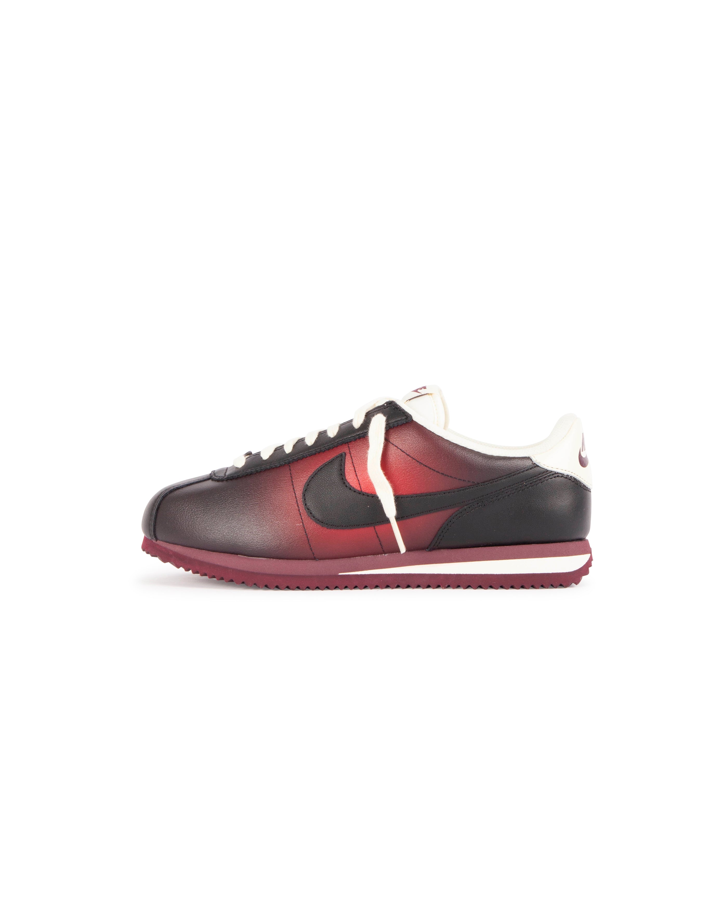 Nike cortez femme paris deals